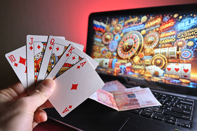 Experience the Thrill of Online Roulette in India -54384965